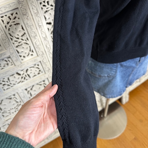 Vintage Route 77 Black Ribbed V Neck With Crochet Bow Details Sz Small - Picture 4 of 7